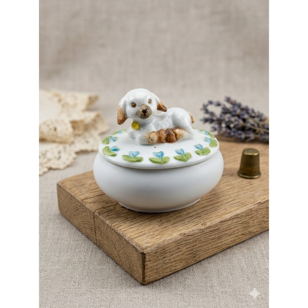 Holly Hobbie Mini Cottagecore Porcelain Malcomb Lamb‎ Trinket Box Vintage 1981